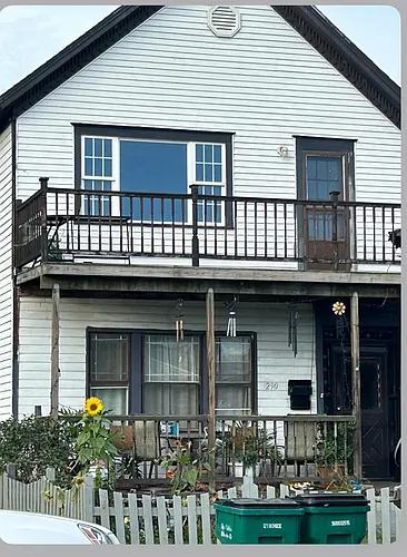 290 7th St Photo 1