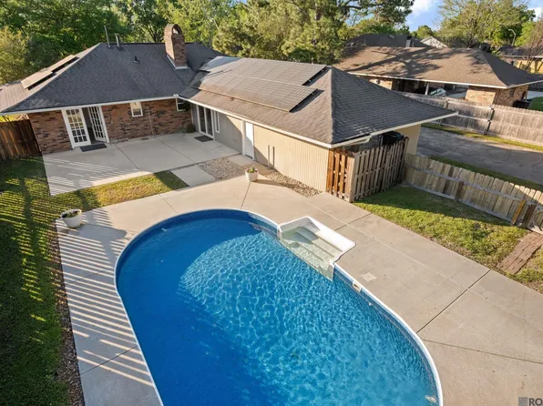 1324 Rue Desiree, Baton Rouge, LA 70810
