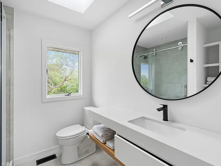 34 Seaside Ave — Photo 9