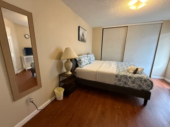 6996 S Dairy Ashford Rd APT A, Houston, TX 77072