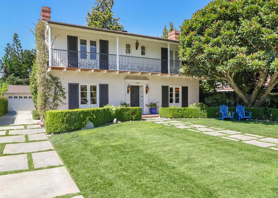 1st image of 1812 N Heliotrope Dr