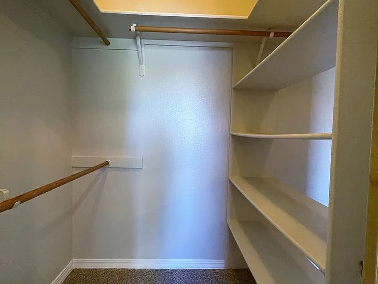 378 S Winthrop Way — Photo 27