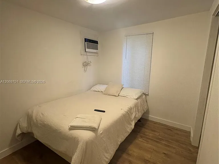 329 NW 44th St — Photo 16