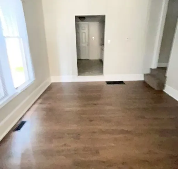 611-613 Oregon St — Photo 11