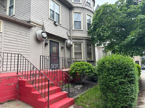 743 Elmwood Ave #2, Buffalo, NY 14222