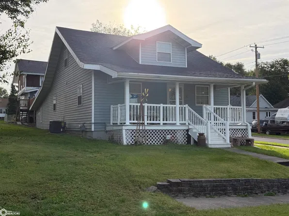 839 S 12th St, Centerville, IA 52544