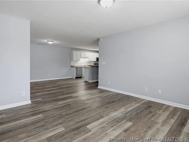 401 Meadowland Ct #4 — Photo 10