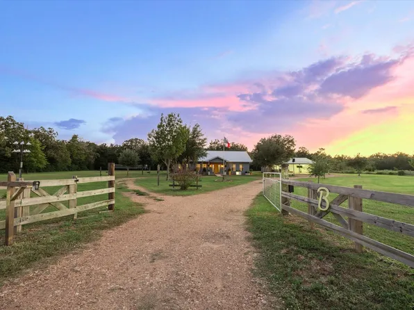 2510 Round Top Rd, Round Top, TX 78954