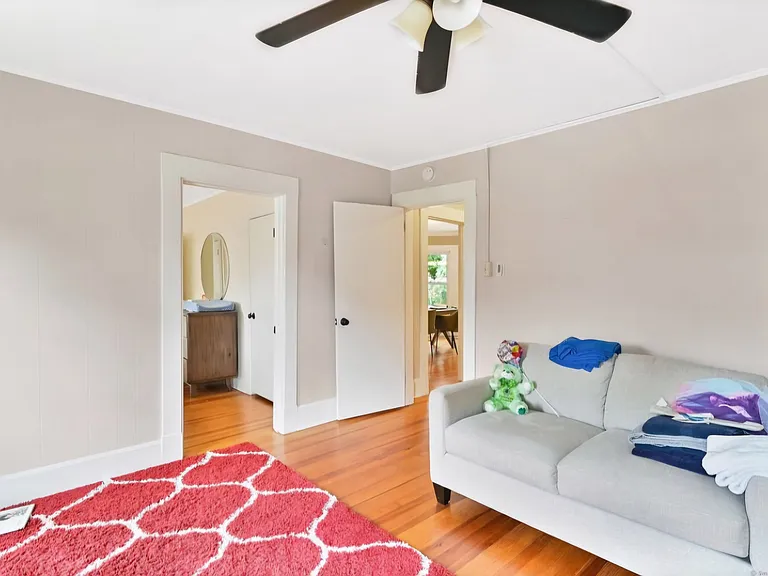 377 Park Rd #2 — Photo 12
