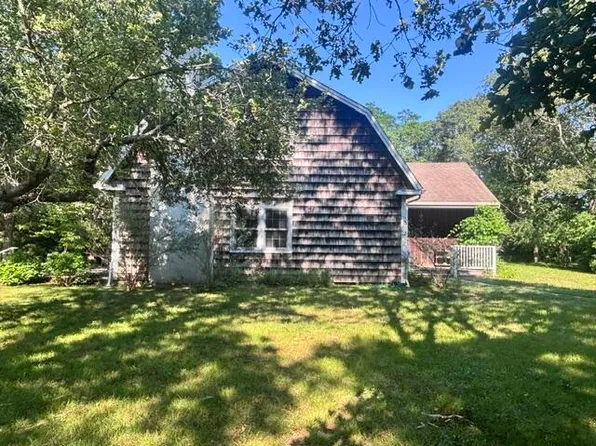 150 Field View Lane, West Tisbury, MA 02575