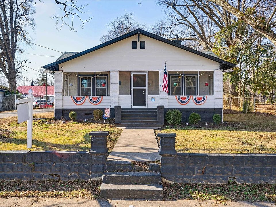 1st image of 121 Holland St