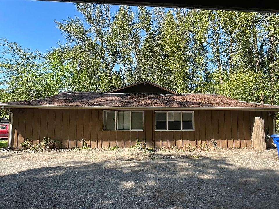 1st image of 14042 SE Newport Way
