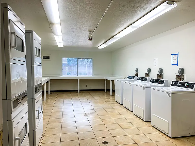 MOVE IN SPECIAL Studios @ $749.00 — Photo 15