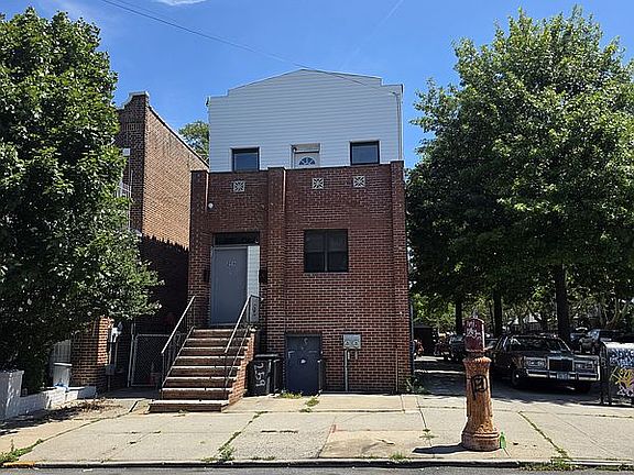 3rd image of 259 Herzl St