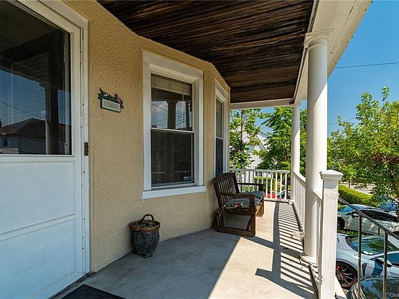 4th image of 17 Richardson Pl