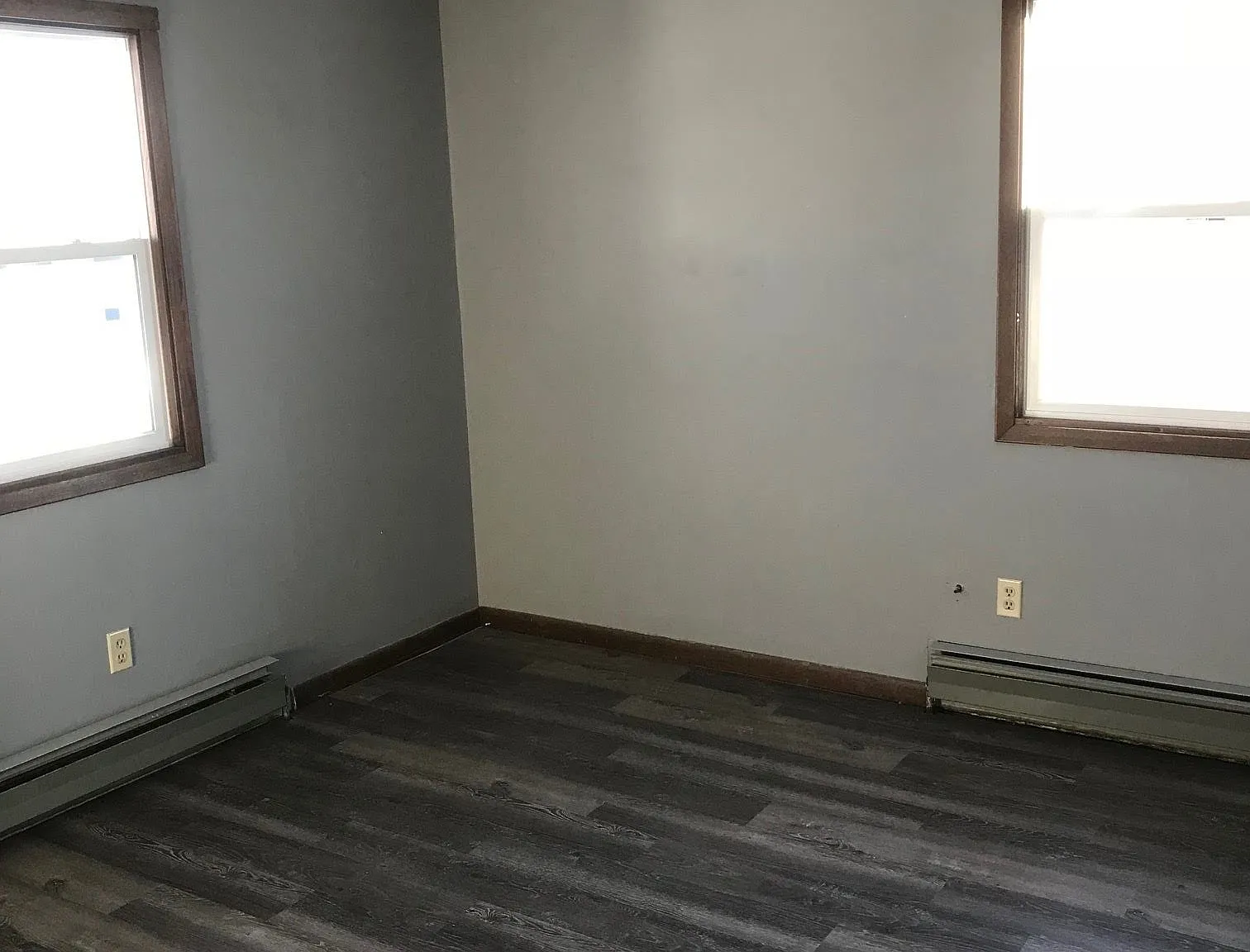 2 bed, $700 — Photo 1