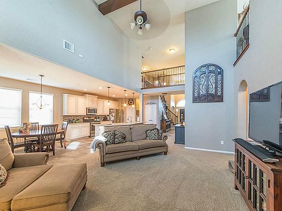 3rd image of 3922 Cypress Point Dr