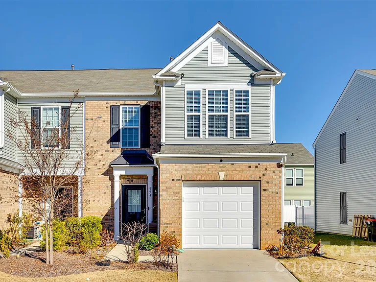 524 Hunters Dance Rd — Photo 1