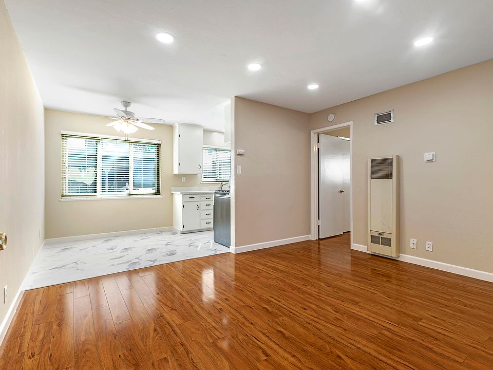 2nd image of 2132 Randolph Dr APT 2