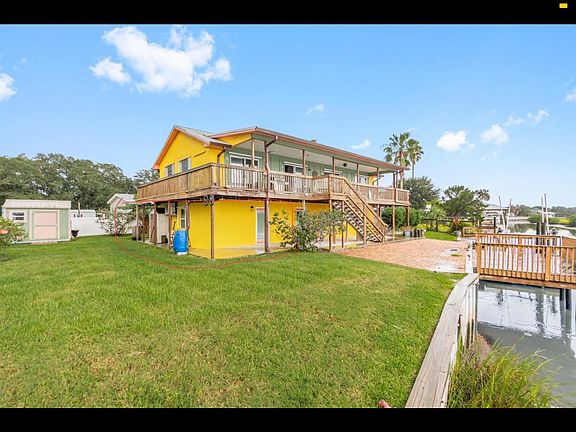 3rd image of 298 Majorca Rd