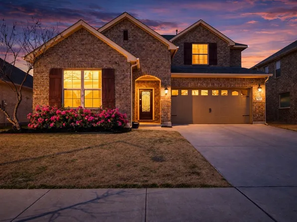 7412 Winterbloom Way, Fort Worth, TX 76132