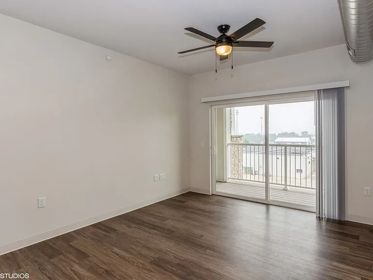 Green Park Apartment Living — Photo 38