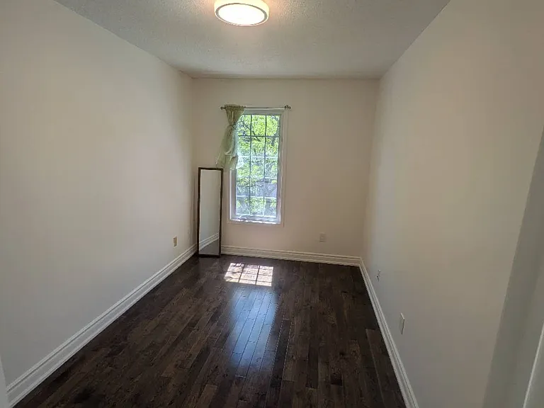 5030 Heatherleigh Ave #9 — Photo 7