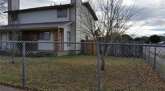 1st image of 2201 E Stassney Ln #B