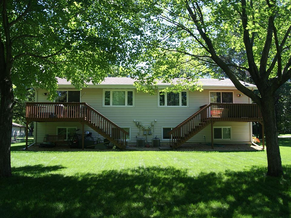 2nd image of 10410 Lever St NE