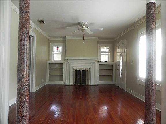 3rd image of 1605 Belle Pl
