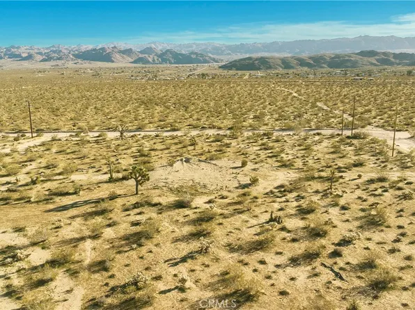 4084 Ocean Ave, Joshua Tree, CA 92252