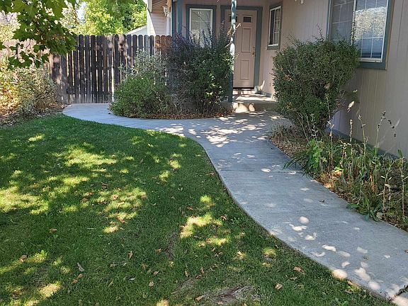 2nd image of 1294 Zinfandel Dr