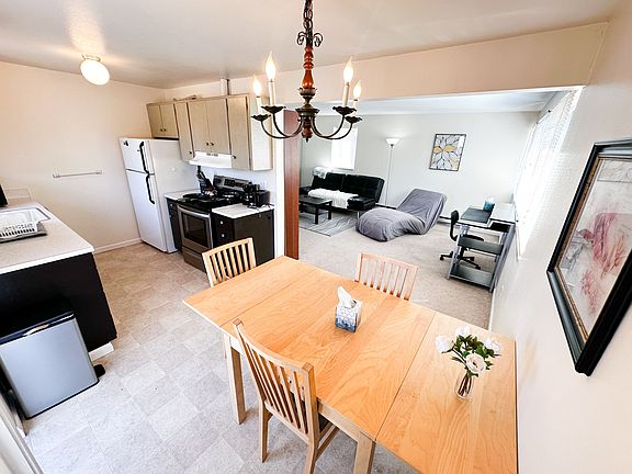 3rd image of 6504 35th Ave NE APT 4