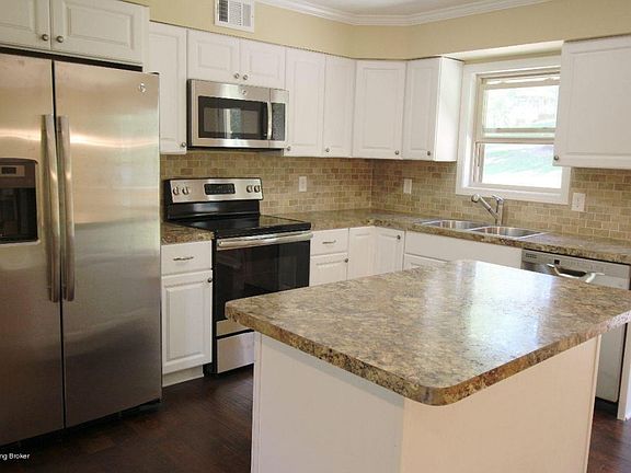 2002KITCHEN