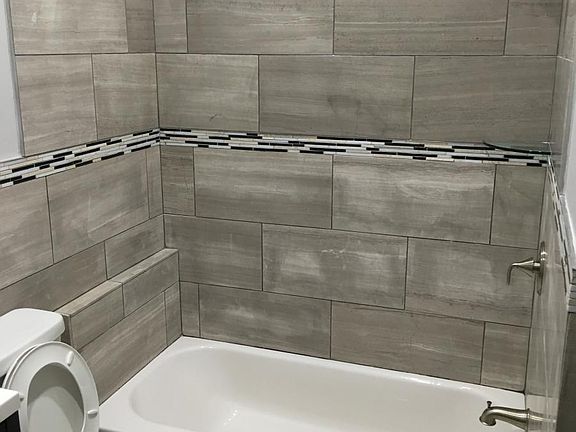 2nd image of 1025 E Montgomery Ave #3