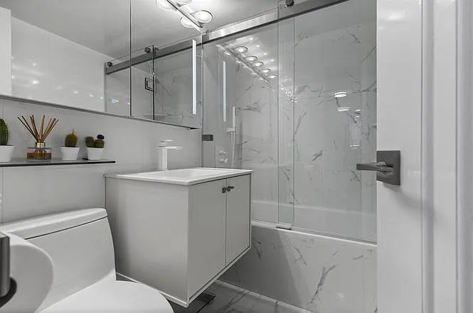 8 Whittier Pl #9J — Photo 17