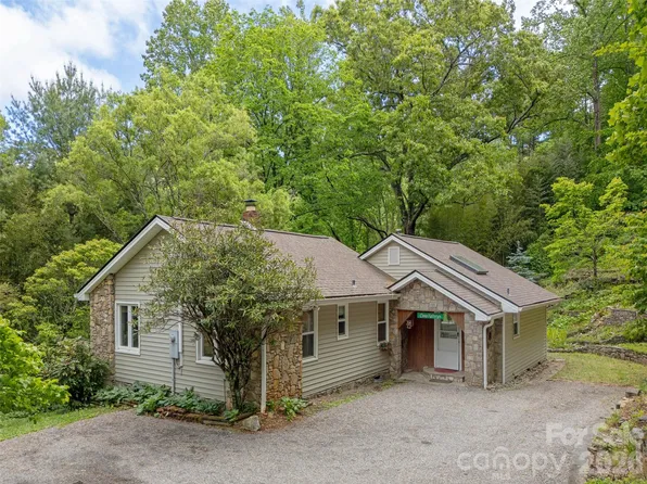 411 Patton Mountain Rd, Asheville, NC 28804