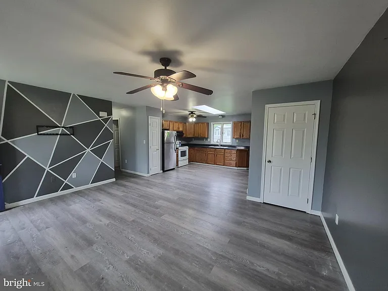 1251 Buddies Pl — Photo 5