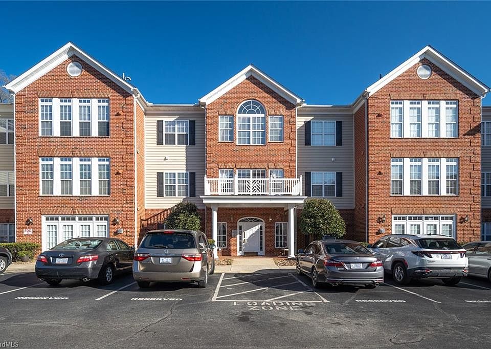 1st image of 524 College Rd APT 307