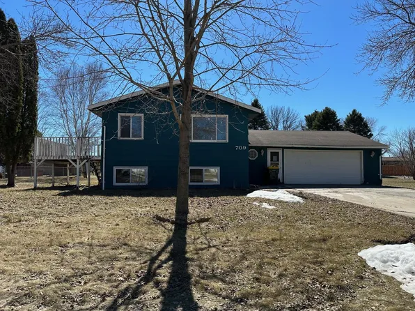 709 27th Ave SW, Willmar, MN 56201