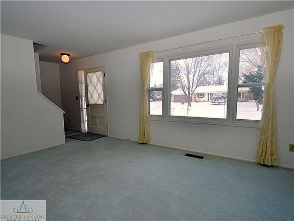 2nd image of 1930 E Brandywine Dr