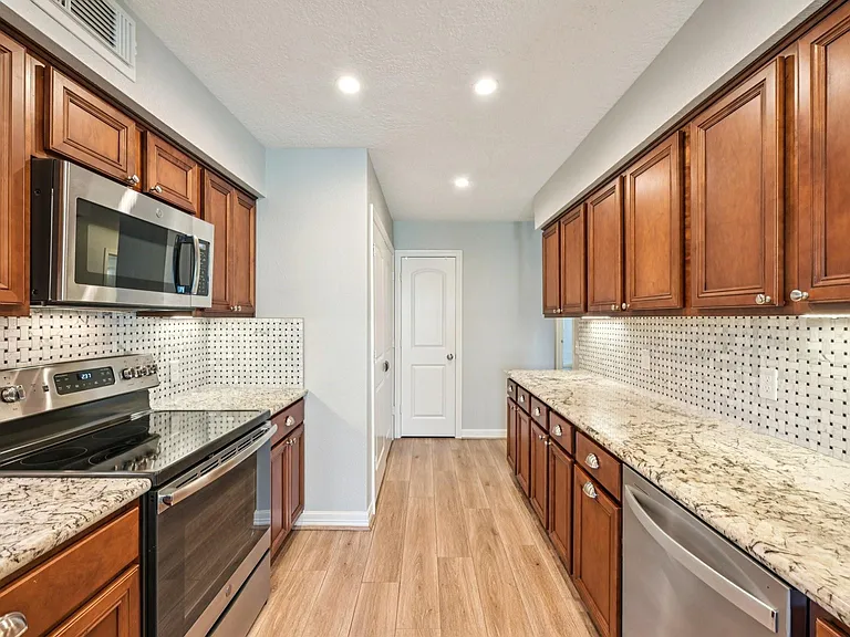 64 Hideaway Dr — Photo 7