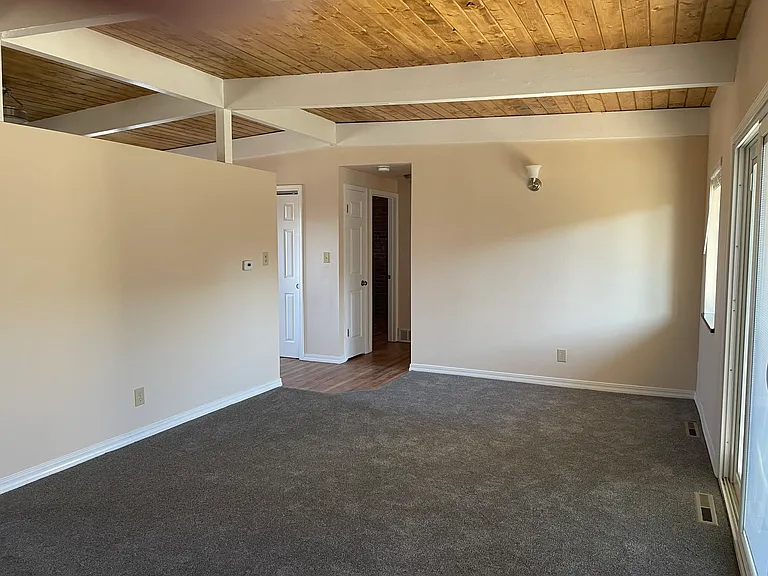 4151 S Hazel Ct — Photo 7