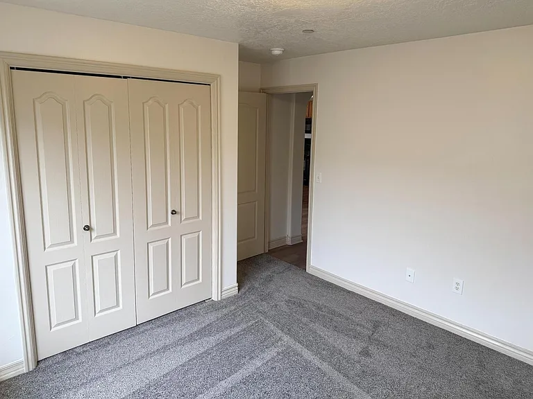 1261 W Dallin Dr #P302 — Photo 10