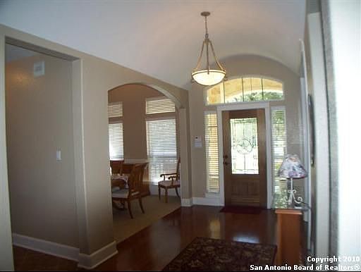 4th image of 651 Berry Oaks Dr