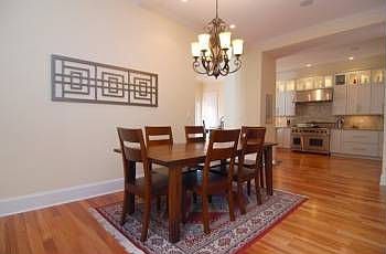 3rd image of 1349 N Oakley Blvd