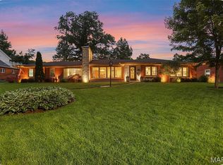 68 Willmore Rd, Saint Louis, MO 63109