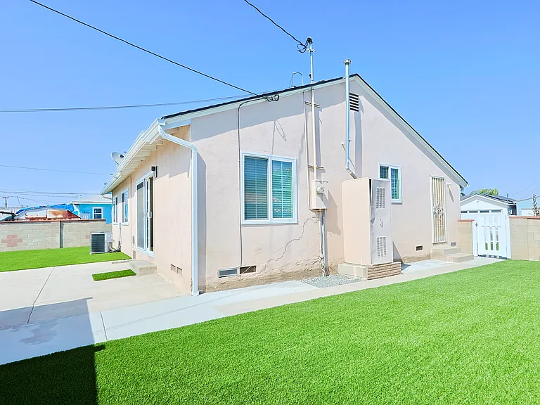 1113 S Pine Dr — Photo 21
