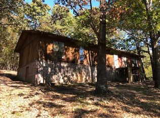 1536 Paradise Acres Rd, Russellville, AR 72802