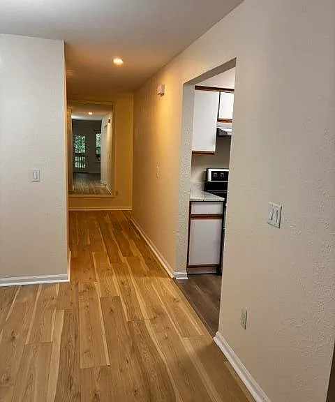 1357 Heatherwood Ln — Photo 16